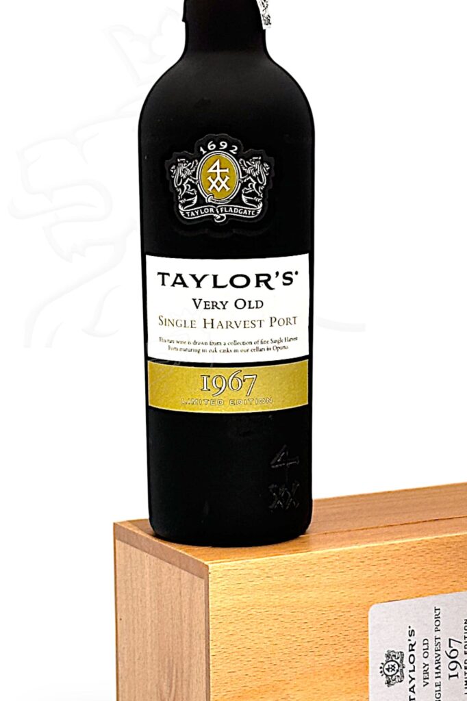 Wein-Portwein-Taylors-1967-tawny-single-harvest-port-maduro