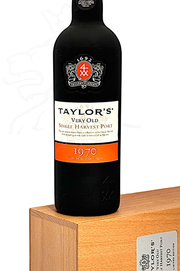 Wein-Portwein-Taylors-1970-tawny-single-harvest-port-maduro 3